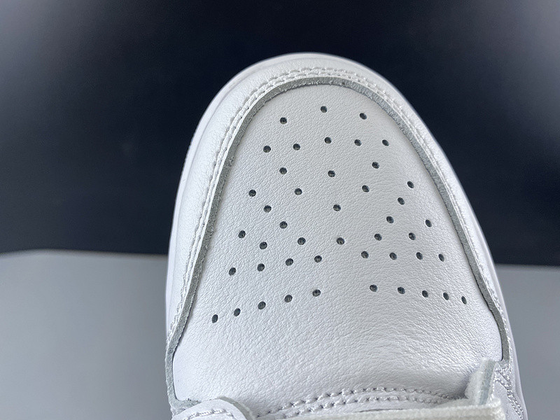 Air Jordan 1 Mid UNC BQ6472-114