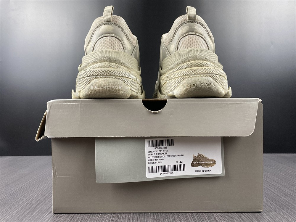 Ba*len*cia*ga triple s 524039 w2fa1 9710