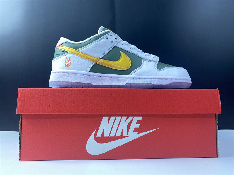 NIKE SB DUNK LOW “NY VS NY” DN2489-300