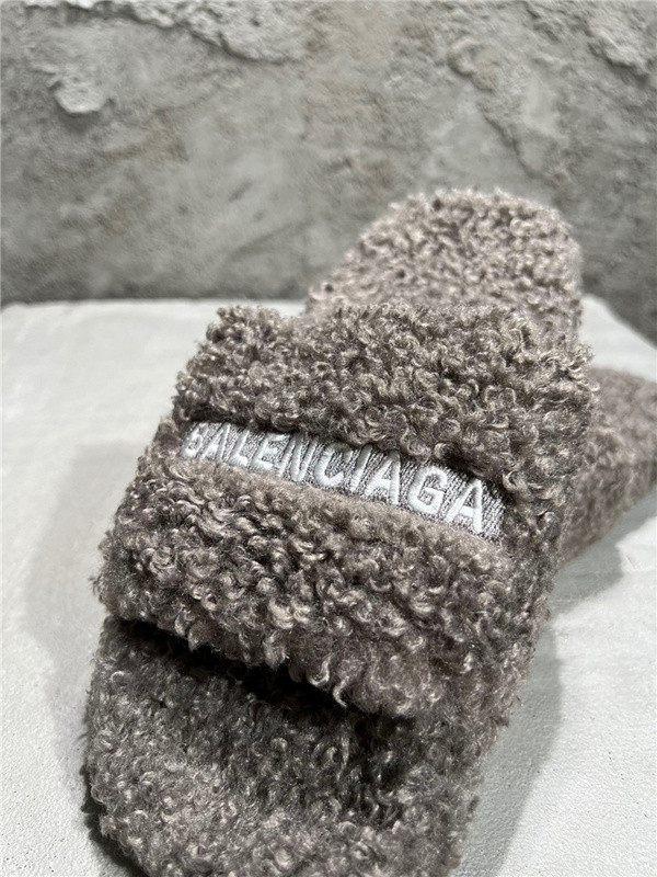 BALENCIAGA SLIDES