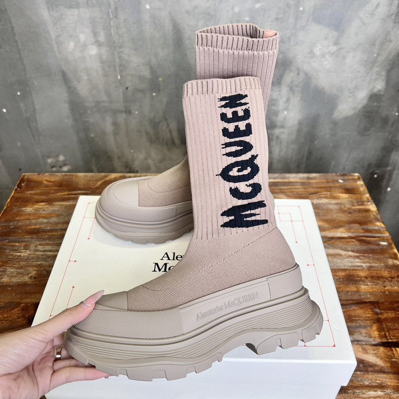Alexander McQueen Tread sock-style boots