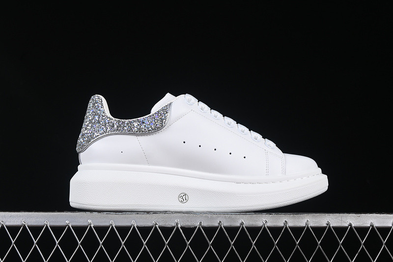 ALEXANDER MCQUEEN SNEAKER