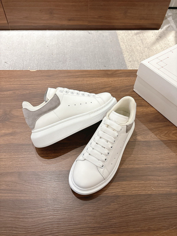 ALEXANDER MCQUEEN SNEAKER