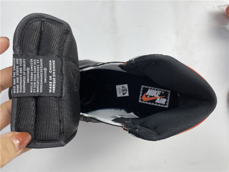 Air Jordan 1 High RETRO OG J 555088-180