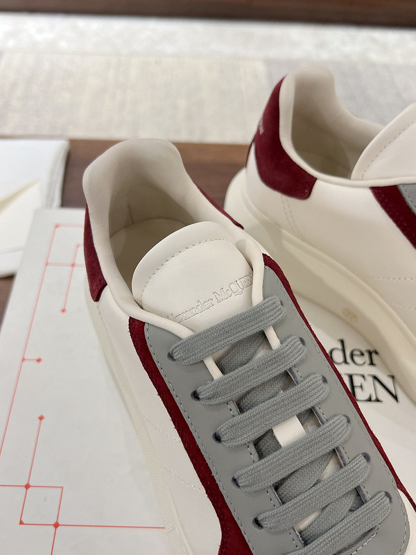 ALEXANDER MCQUEEN SNEAKER