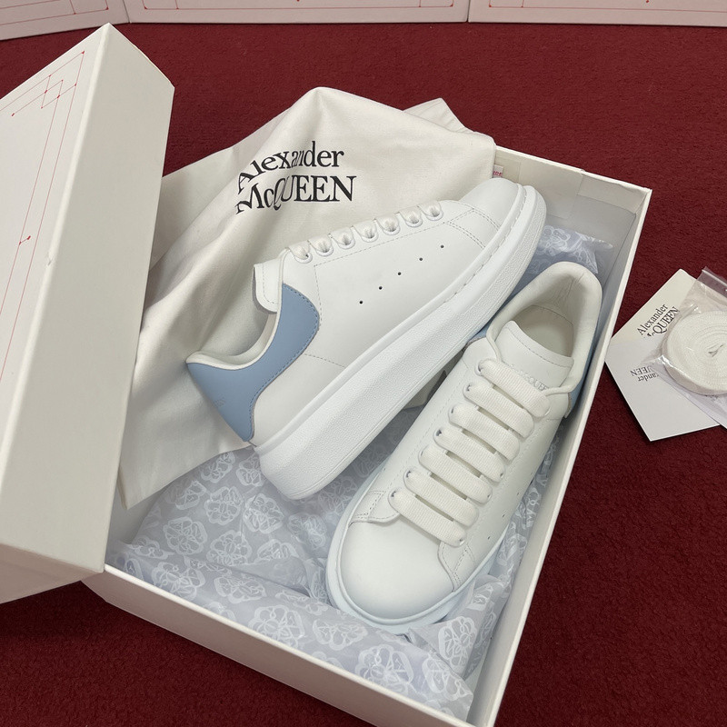 ALEXANDER MCQUEEN SNEAKER