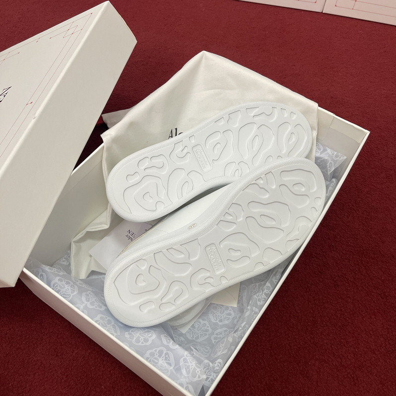 ALEXANDER MCQUEEN SNEAKER