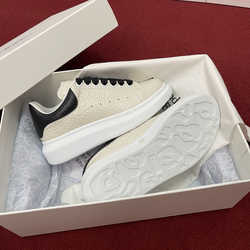 ALEXANDER MCQUEEN SNEAKER