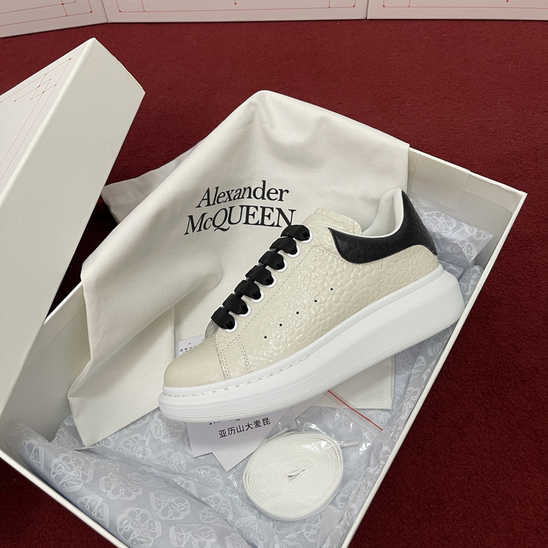 ALEXANDER MCQUEEN SNEAKER
