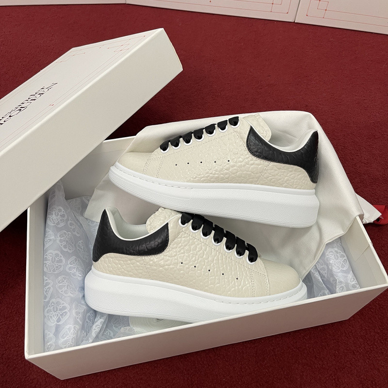 ALEXANDER MCQUEEN SNEAKER