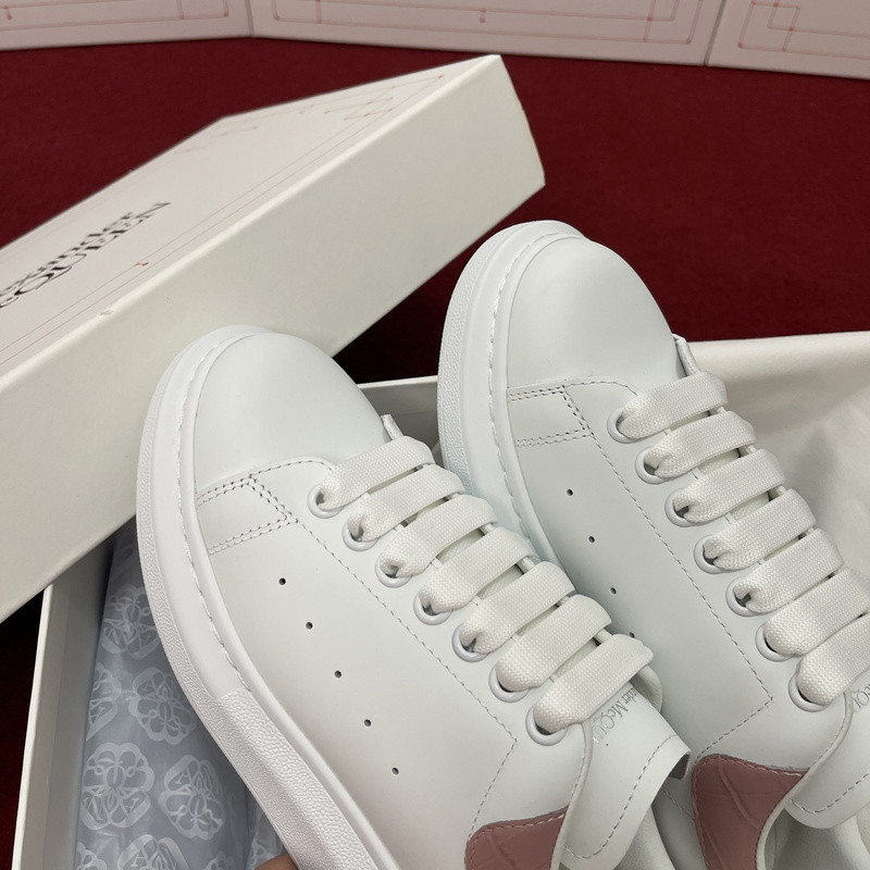 ALEXANDER MCQUEEN SNEAKER