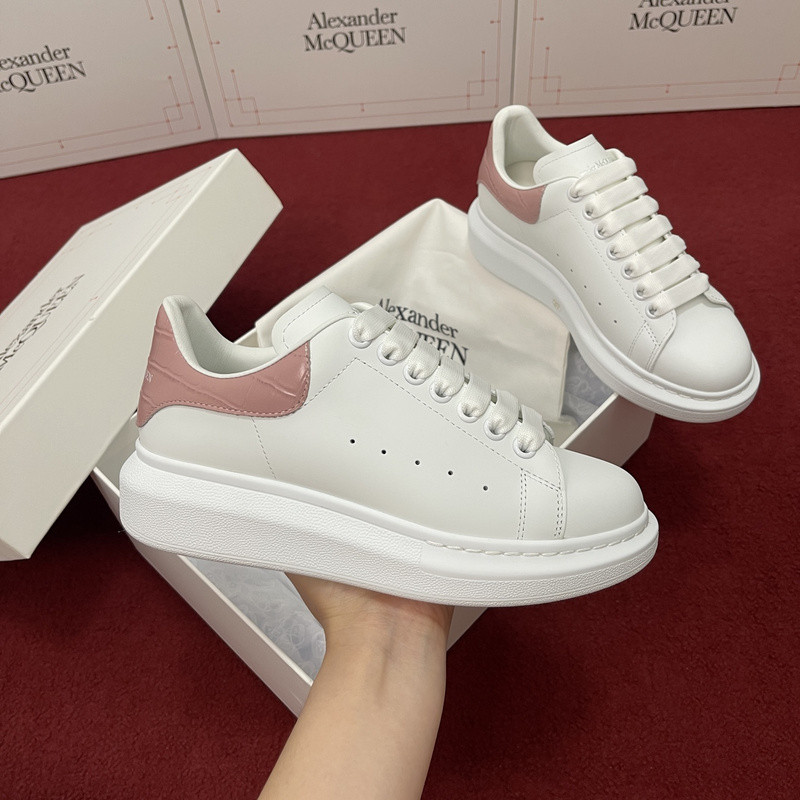 ALEXANDER MCQUEEN SNEAKER