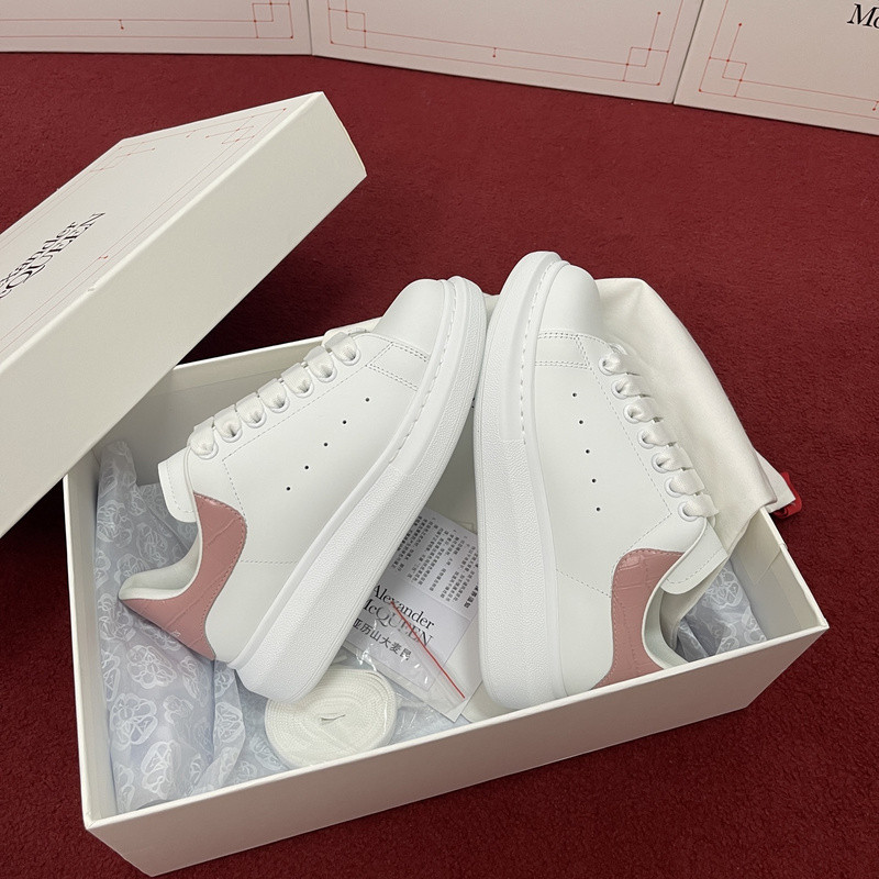 ALEXANDER MCQUEEN SNEAKER