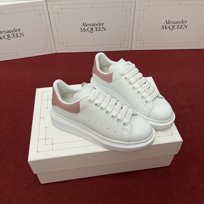 ALEXANDER MCQUEEN SNEAKER