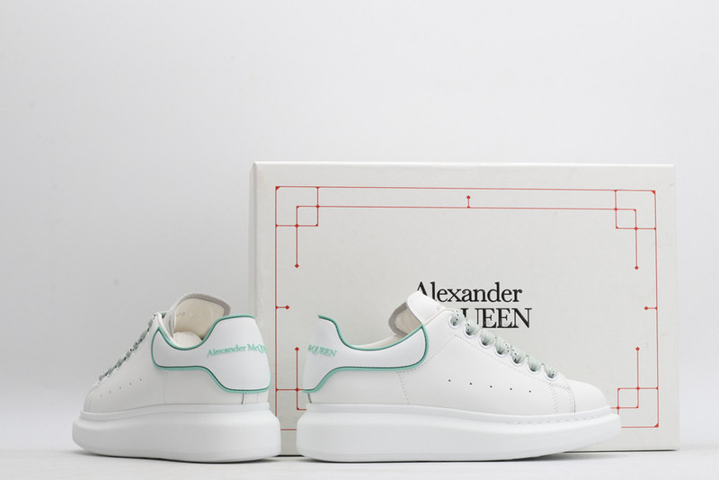 ALEXANDER MCQUEEN SNEAKER