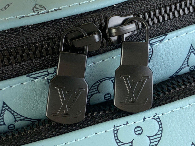 LOUIS VUITTON Rush Bumbag-30*15*8CM