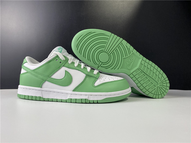 Nike SB Dunk Low Green Tender Powder CU1726-188