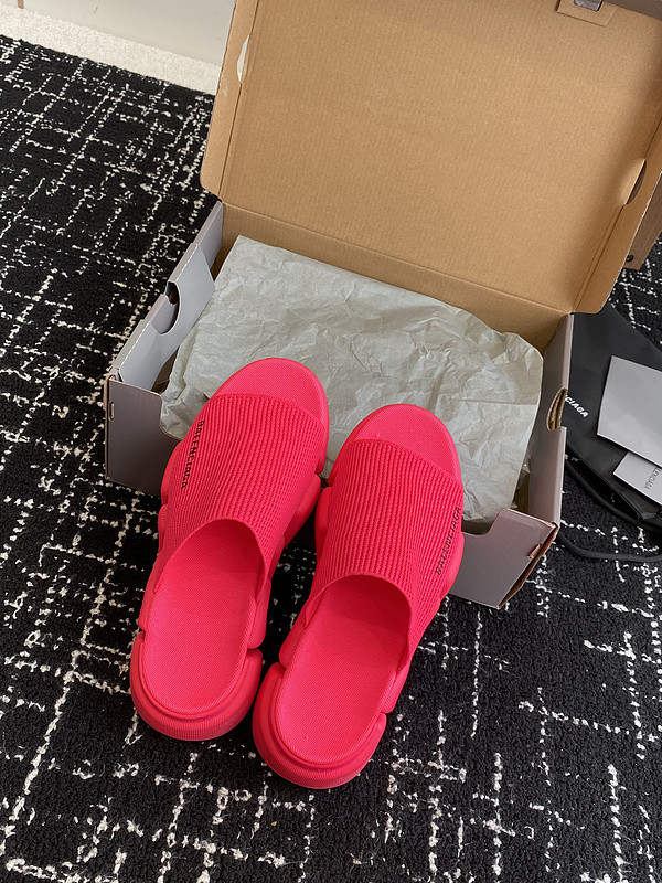 BALENCIAGA SLIDES