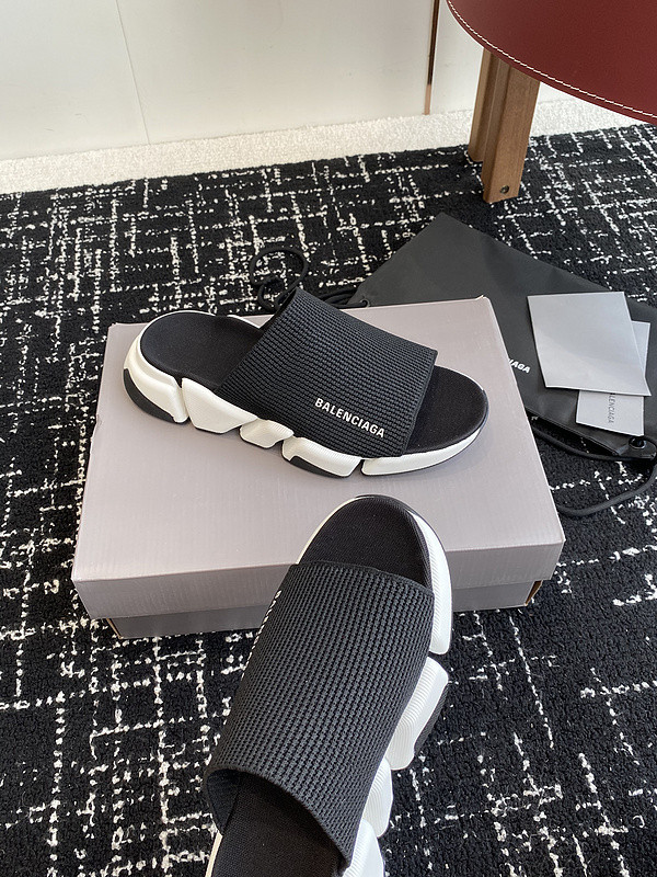 BALENCIAGA SLIDES