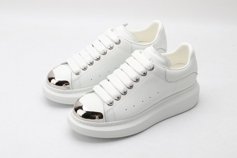 ALEXANDER MCQUEEN SNEAKER