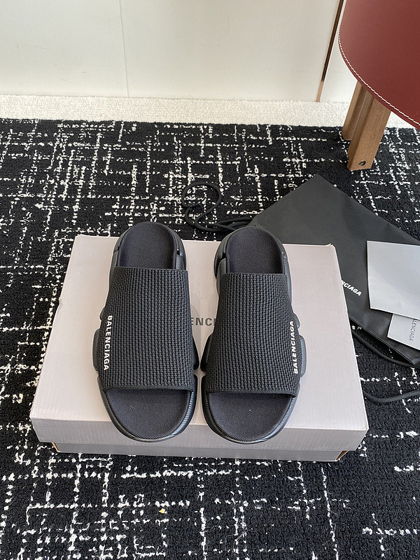 BALENCIAGA SLIDES