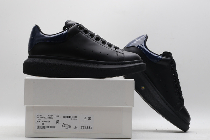 ALEXANDER MCQUEEN SNEAKER