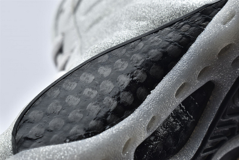 Nike Air Foamposite One AA3963 106