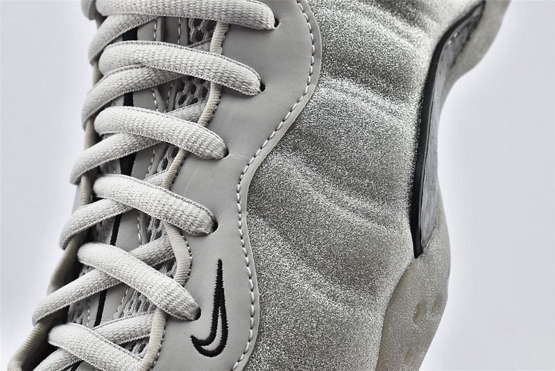 Nike Air Foamposite One AA3963 106