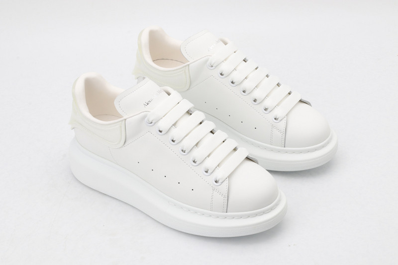 ALEXANDER MCQUEEN SNEAKER