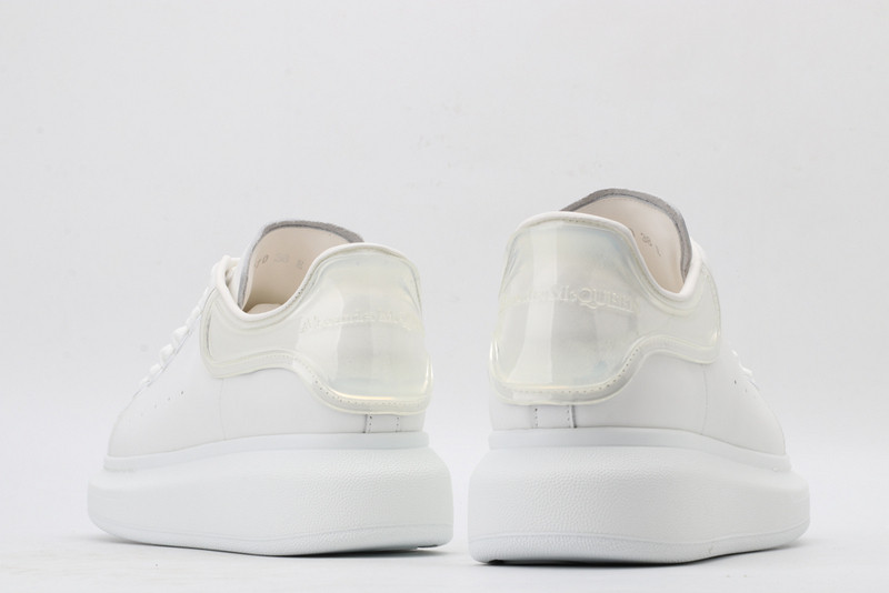 ALEXANDER MCQUEEN SNEAKER