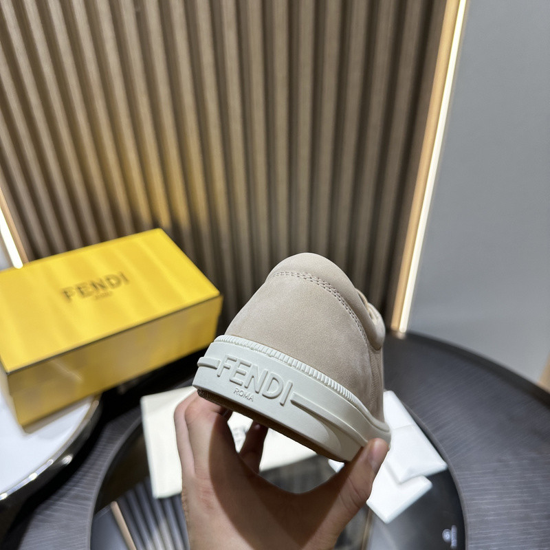 FENDI SNEAKERS