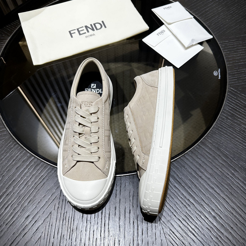 FENDI SNEAKERS
