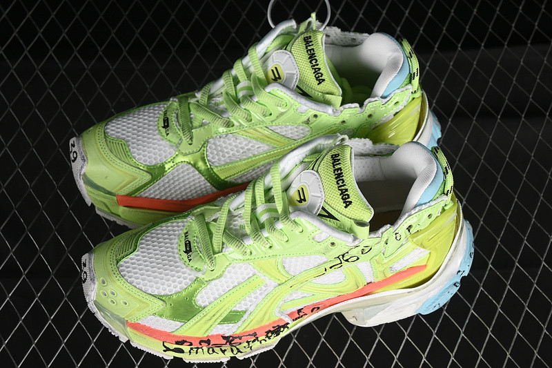 Balenciaga Runner 772767-WRNMT-4697