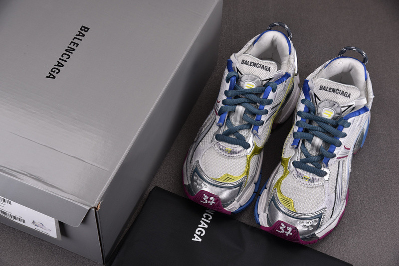 Balenciaga Runner 772774-W3RNY-6120