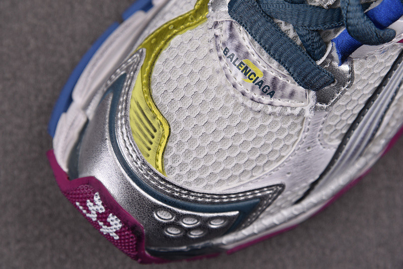 Balenciaga Runner 772774-W3RNY-6120