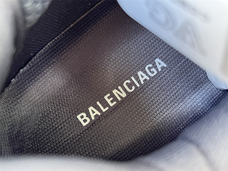 Balenciaga Runner 772774-W3RMU-9043