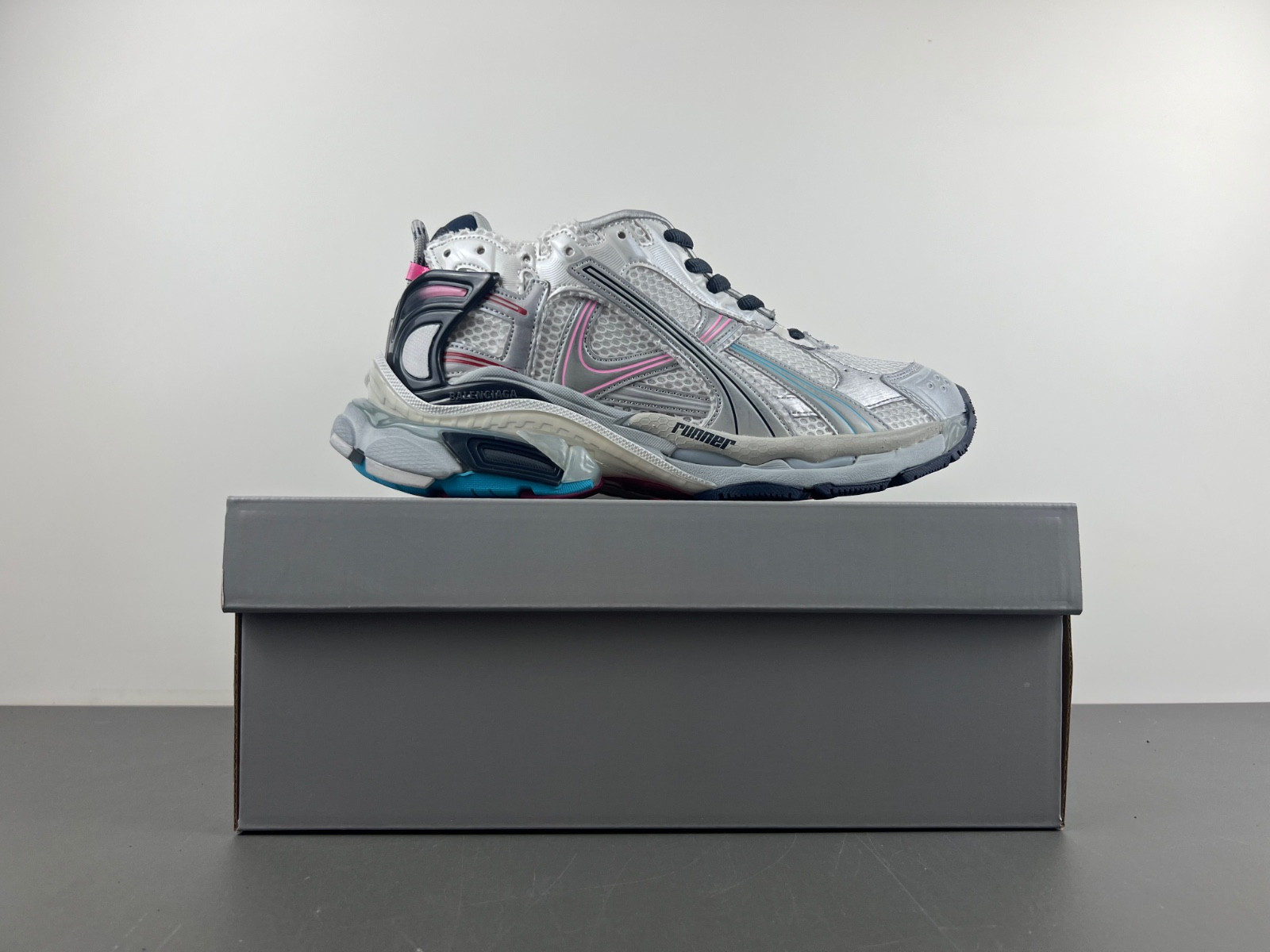 Ba*len*cia*ga runner 772774-w3rny-0322