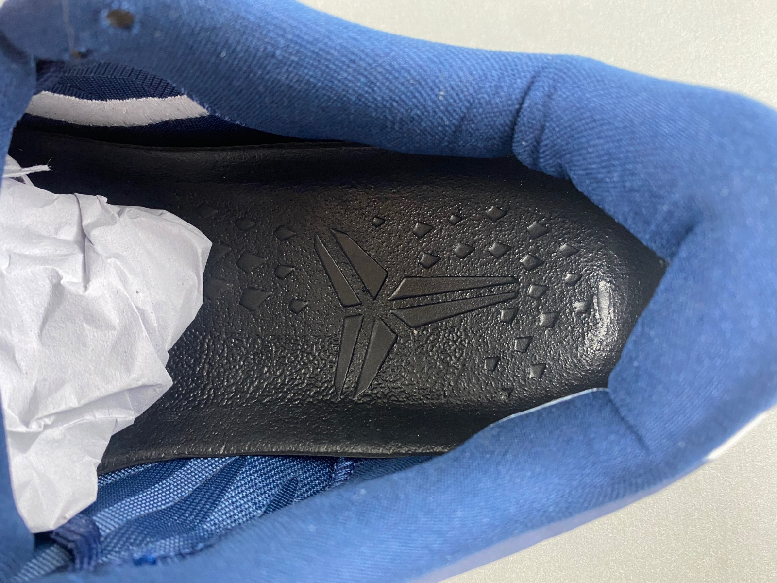 KOBE 8 Protro College Navy HF9550-400