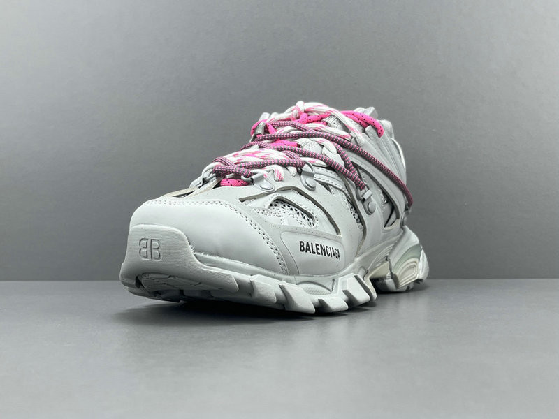 BALENCIAGA TRACK 800590 WTRHK 1013