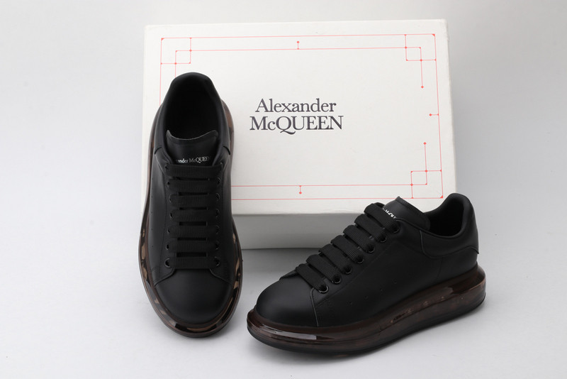 ALEXANDER MCQUEEN SNEAKER