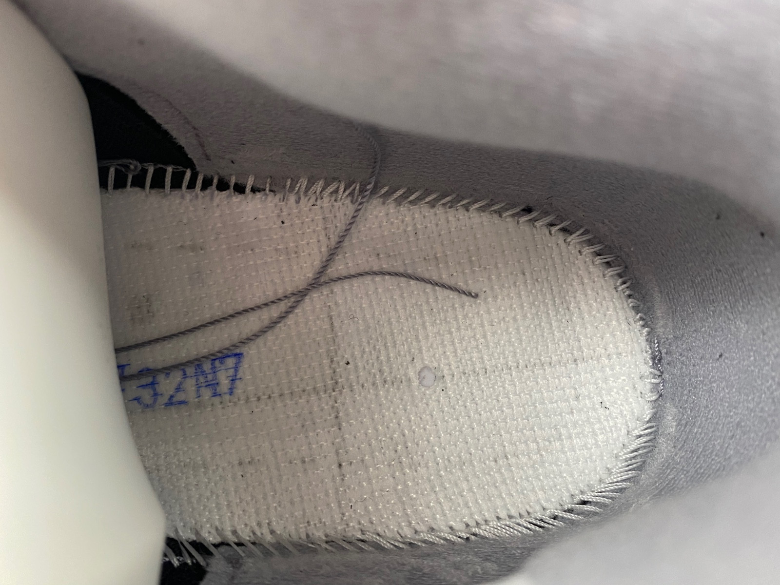 Air Jordan 4 Bred Reimagined FV5029-006