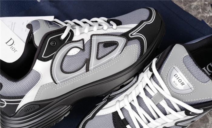 DR B30 SNEAKER