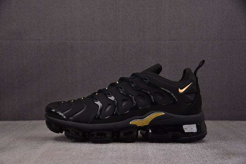 Nike Air VaporMax Plus Black Anthracite Metallic Gold 924453-007