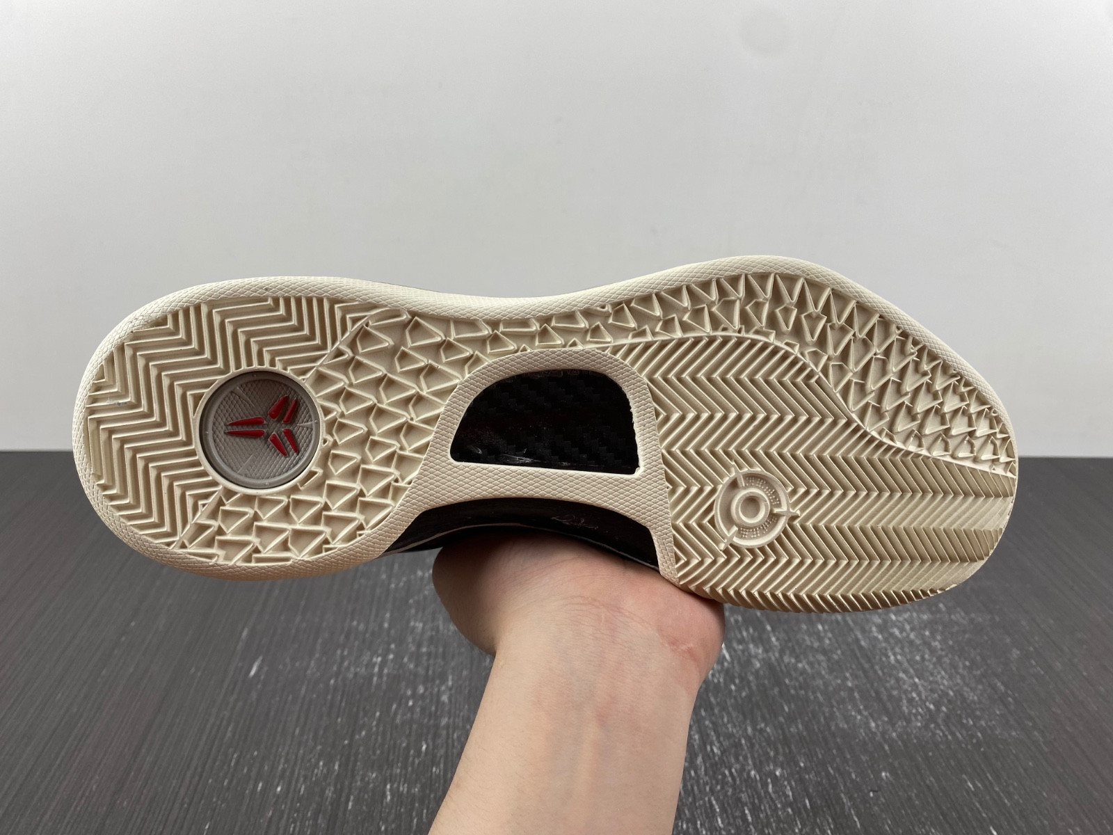 Nike Kobe 8 Milk Snake - 555035-601