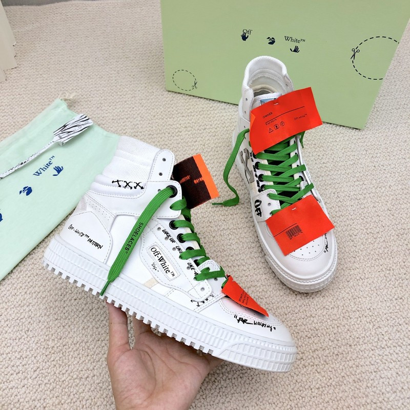 Off-White c/o Virgil Abloh