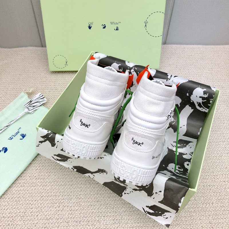 Off-White c/o Virgil Abloh