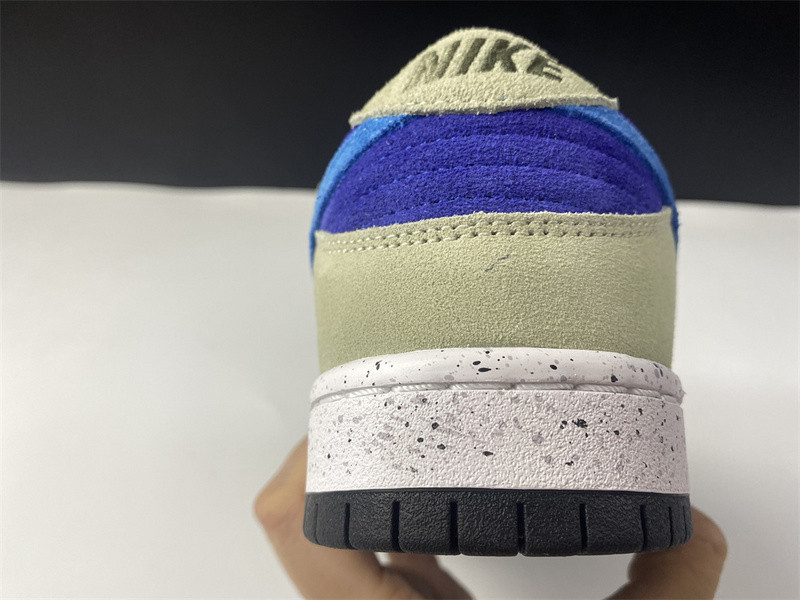 NIKE DUNK LOW SB CELADON BQ6817-301