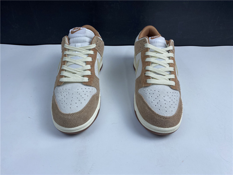 Nike Dunk Low PRM "Medium Curry" DD1390-100