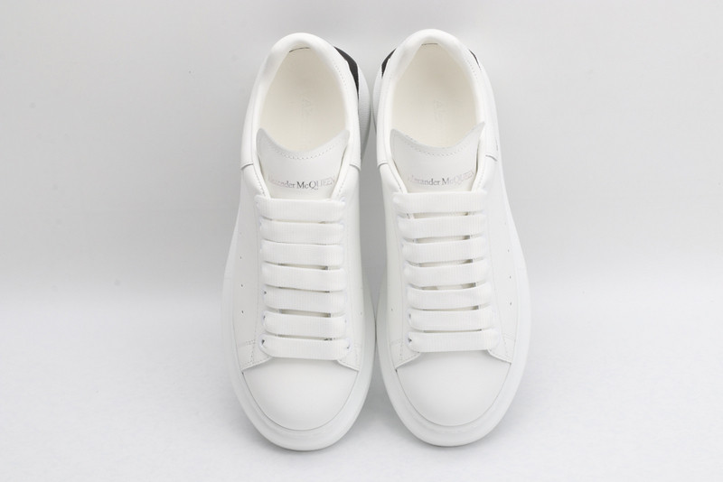 ALEXANDER MCQUEEN SNEAKER