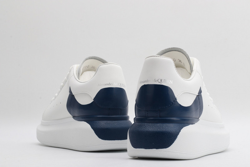 ALEXANDER MCQUEEN SNEAKER